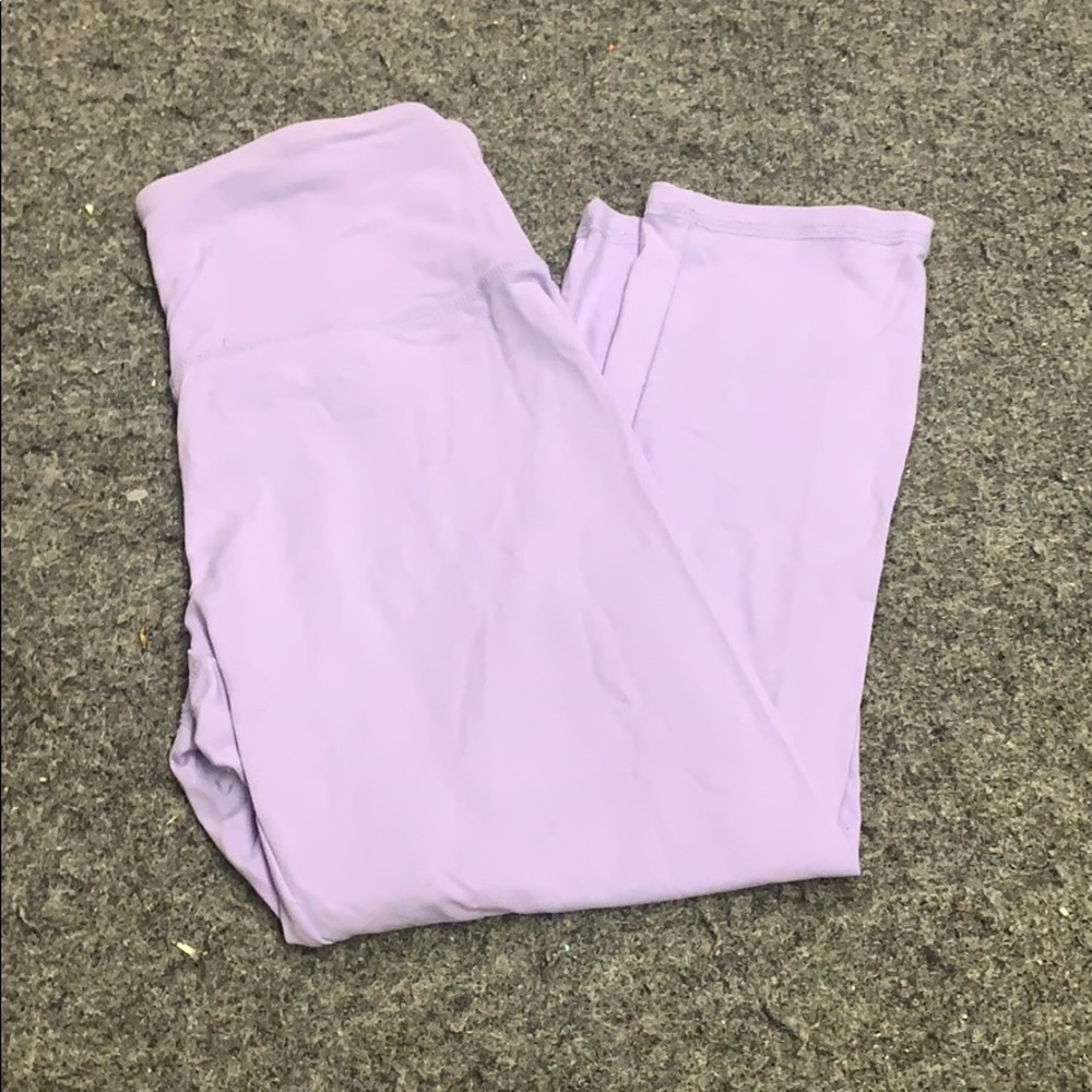 Purple Cropped Athletic Leggings